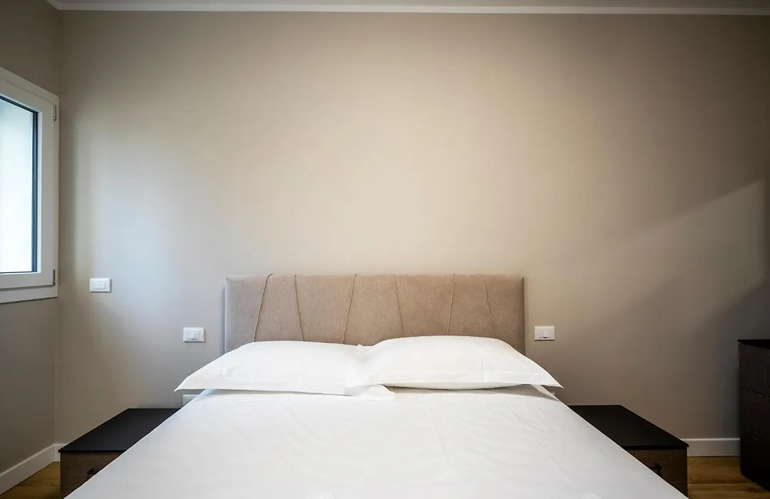 Residenza Novoli Prestige - Private Free Parking-1